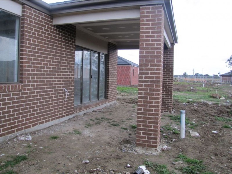 4 Lockhart st, Mernda VIC 3754