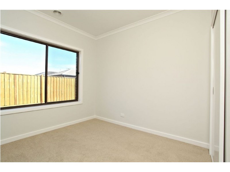 14 Aleman Green, Mernda VIC 3754