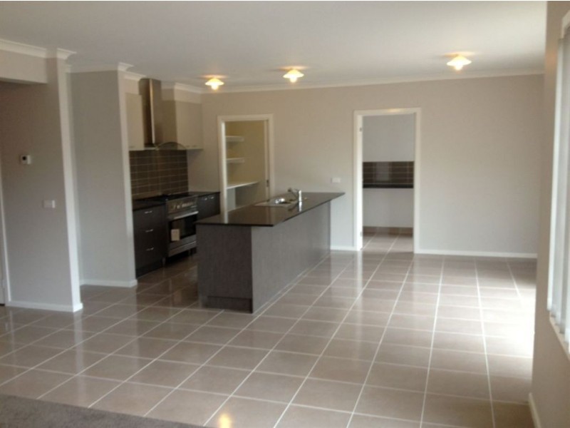 39 Lockhart Street, Mernda VIC 3754