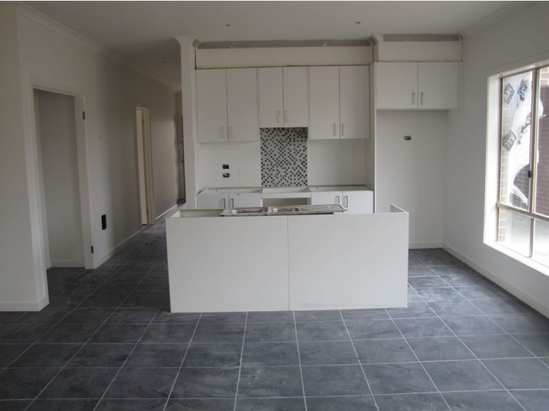 63 Craigmoor Crescent, Mernda VIC 3754