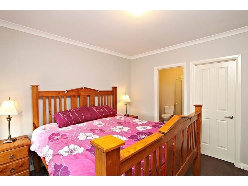 41 Embling Avenue, South Morang VIC 3752