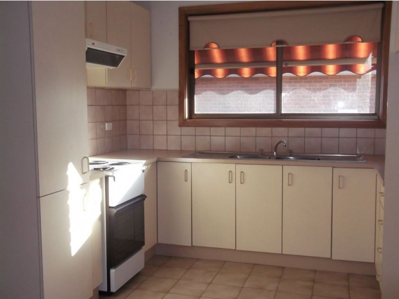 1/73 Purinuan Road, Reservoir VIC 3073