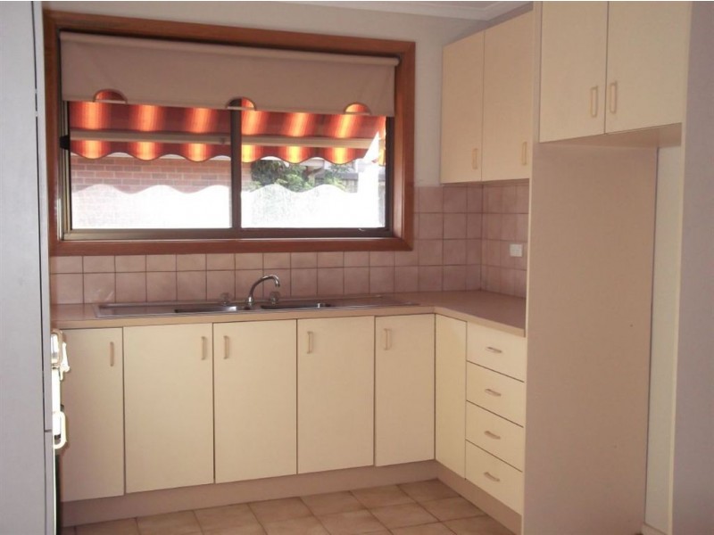 1/73 Purinuan Road, Reservoir VIC 3073