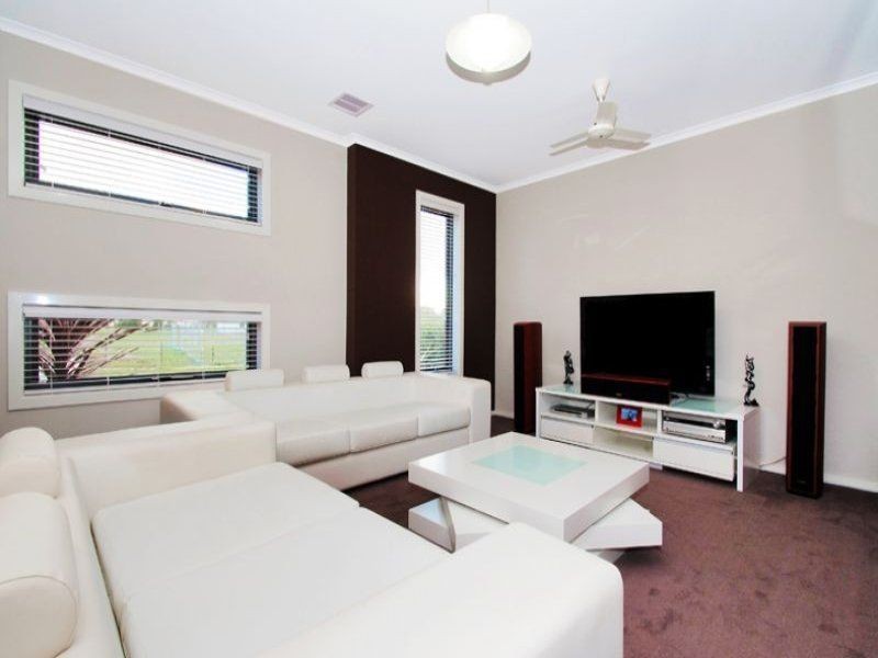 50 Farmhouse Boulevard, Epping VIC 3076