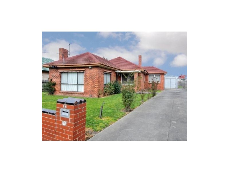 13 Newton Crescent, Lalor VIC 3075