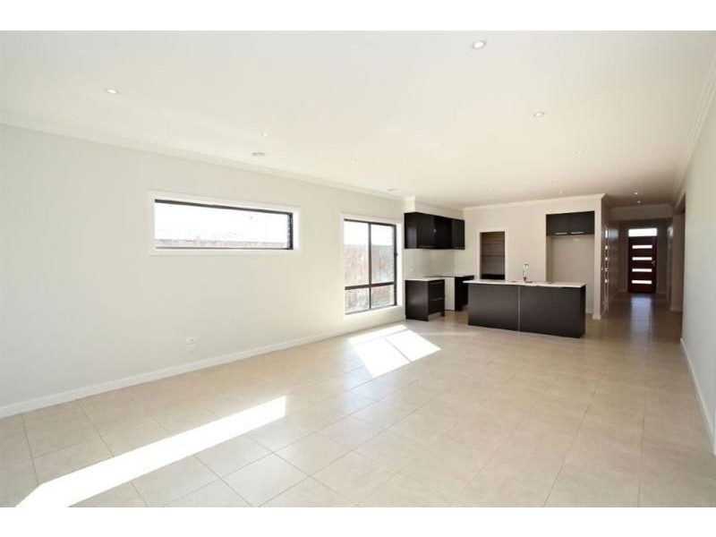 14 Aleman Green, Mernda VIC 3754