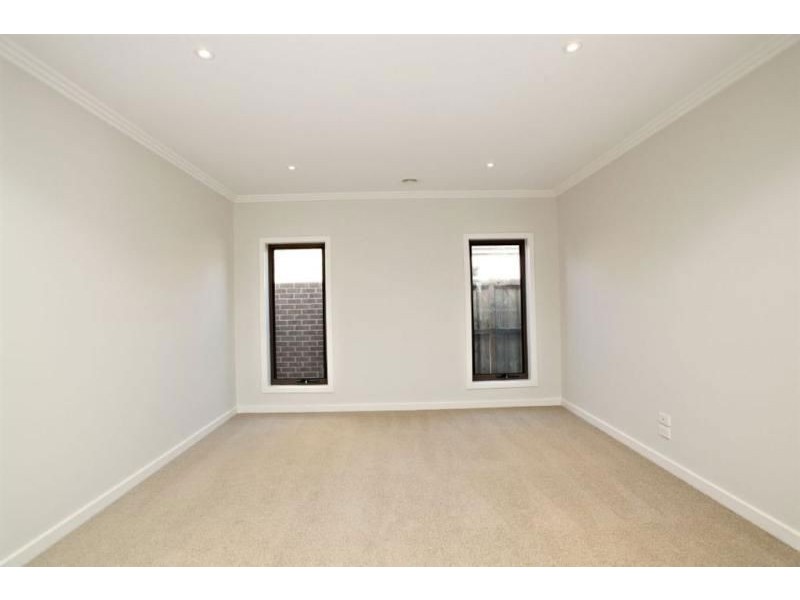 14 Aleman Green, Mernda VIC 3754