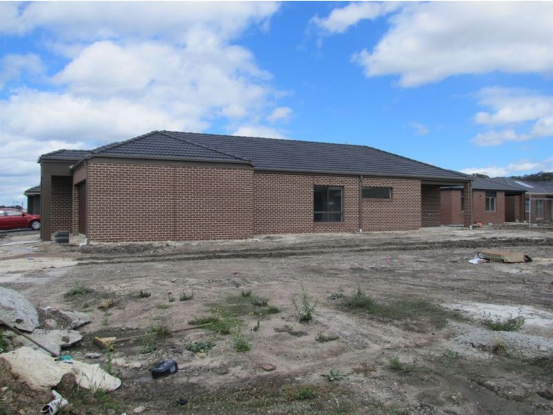 14 Aleman Green, Mernda VIC 3754