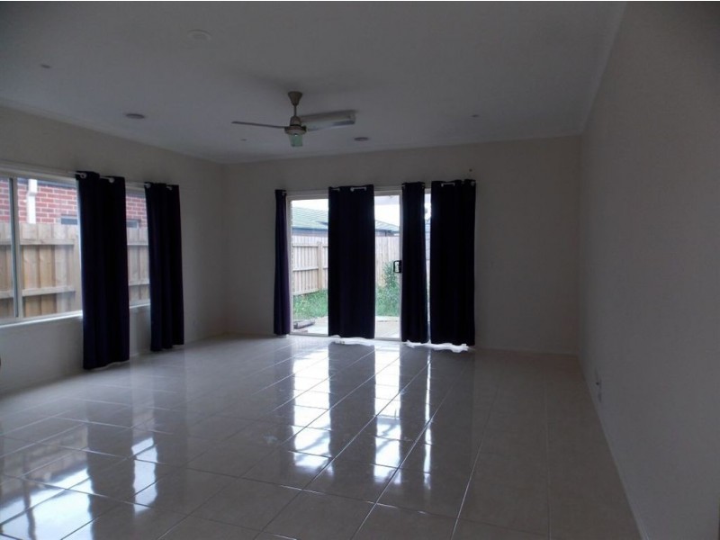 32 Broadleaf Drive, Epping VIC 3076