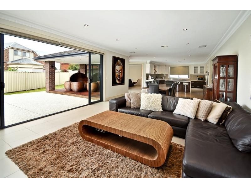 5 Sedge Court, Reservoir VIC 3073