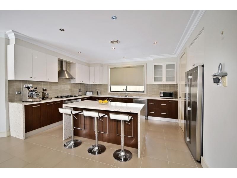 5 Sedge Court, Reservoir VIC 3073