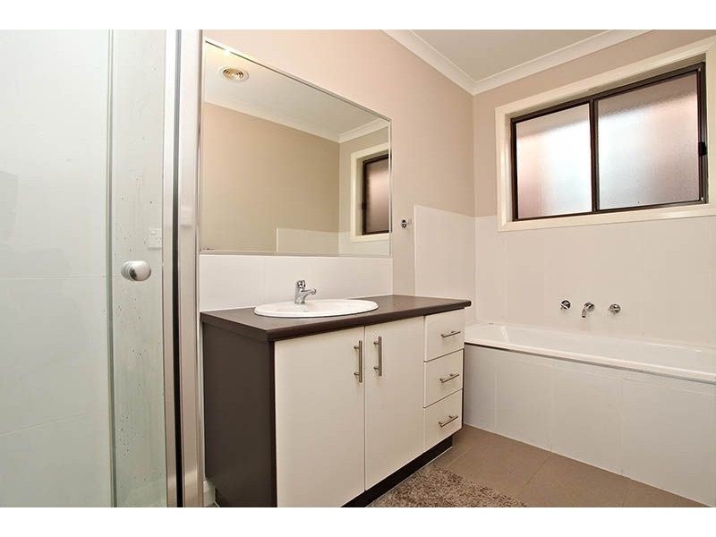 41 Embling Avenue, South Morang VIC 3752