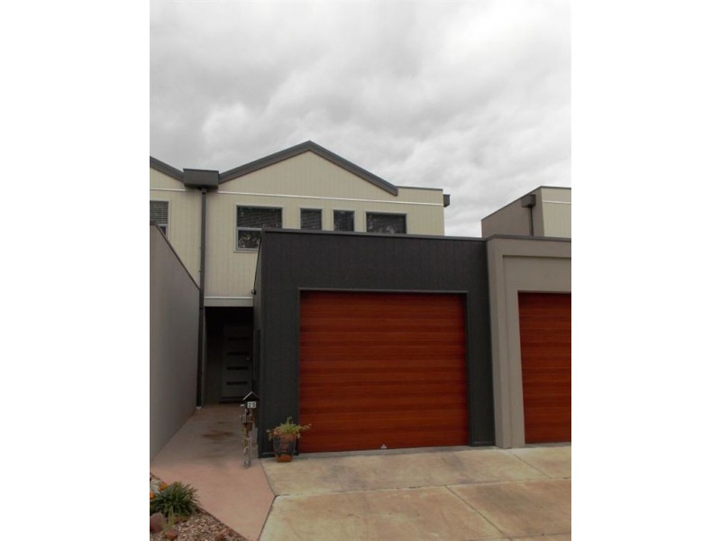 25 Shearwater Way, Mernda VIC 3754