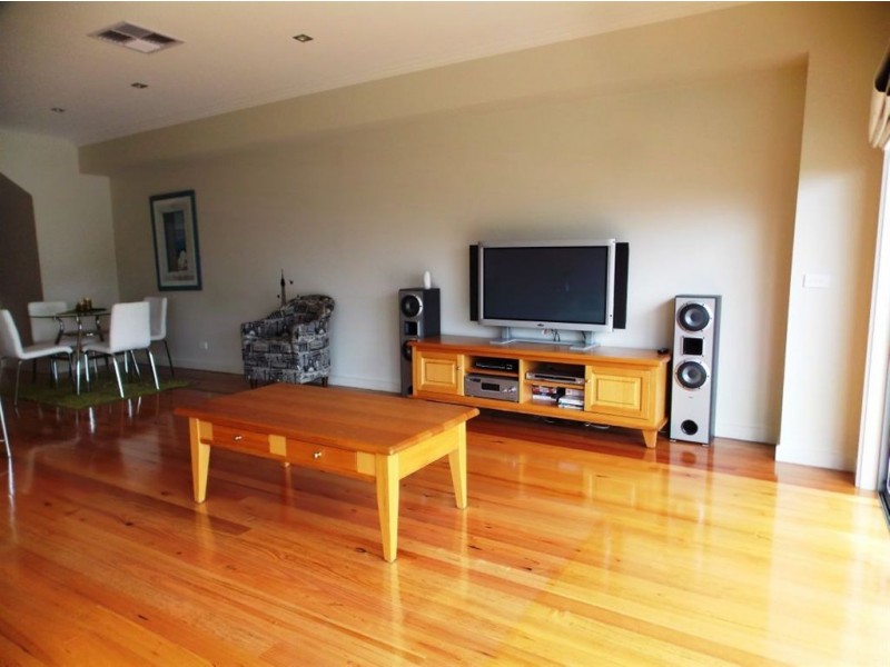 25 Shearwater Way, Mernda VIC 3754