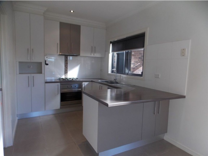 1/3 Epstein Street, Reservoir VIC 3073
