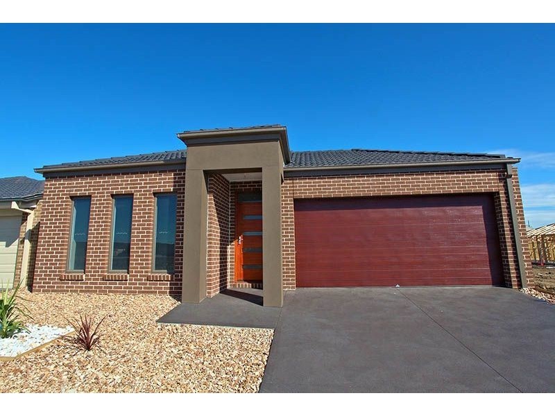 14 Aleman Green, Mernda VIC 3754