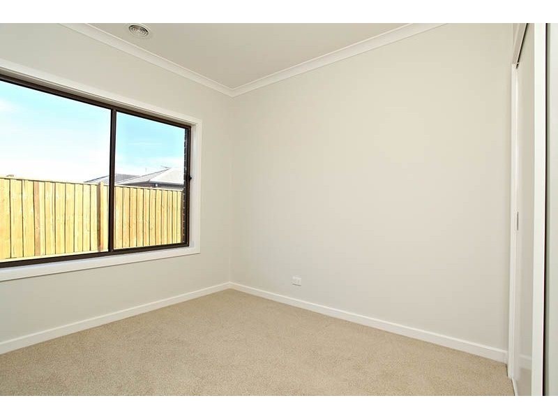 14 Aleman Green, Mernda VIC 3754