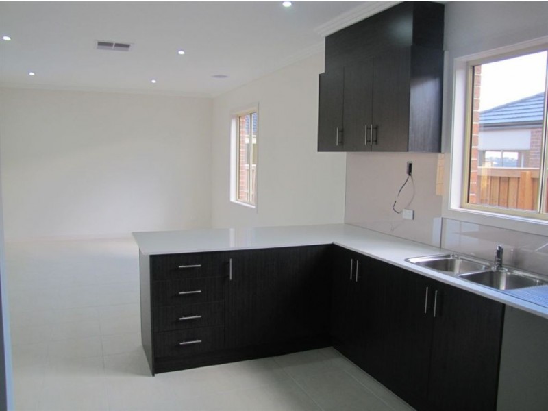 7 Herlitz Drive, Epping VIC 3076