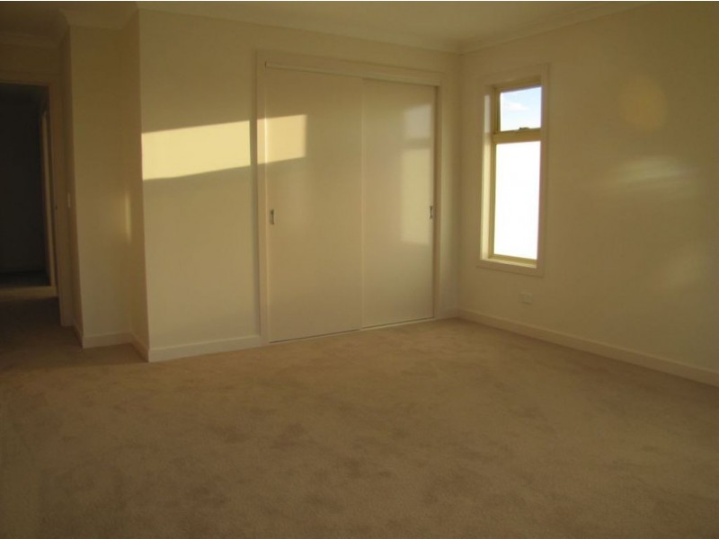 7 Herlitz Drive, Epping VIC 3076