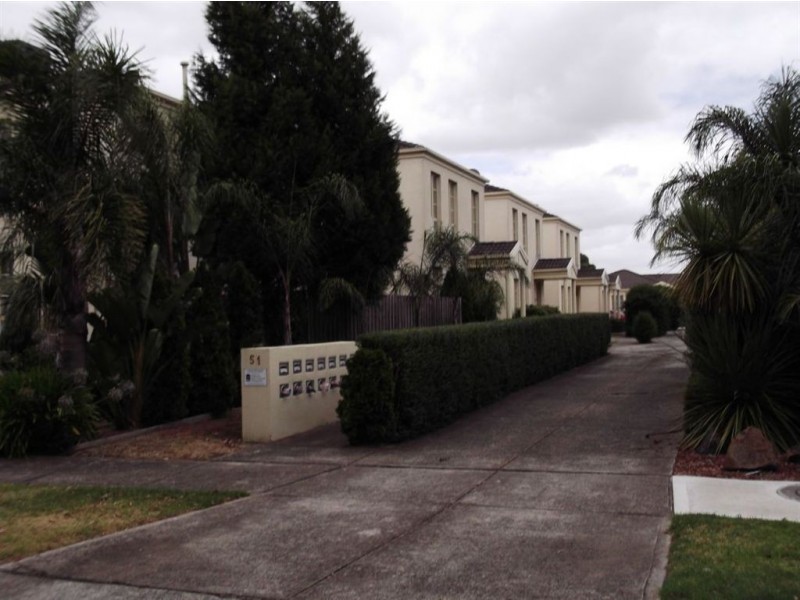 2/51 Park Street, Epping VIC 3076