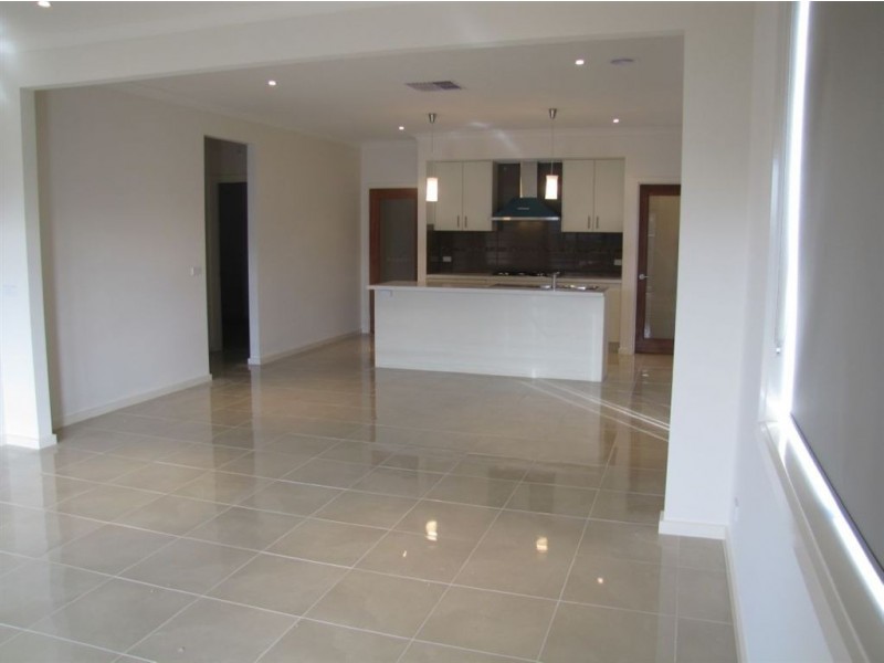 4 Lockhart St, Mernda VIC 3754