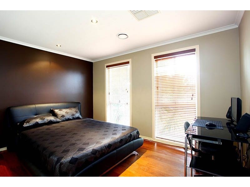 23 Pommel Crescent, Epping VIC 3076