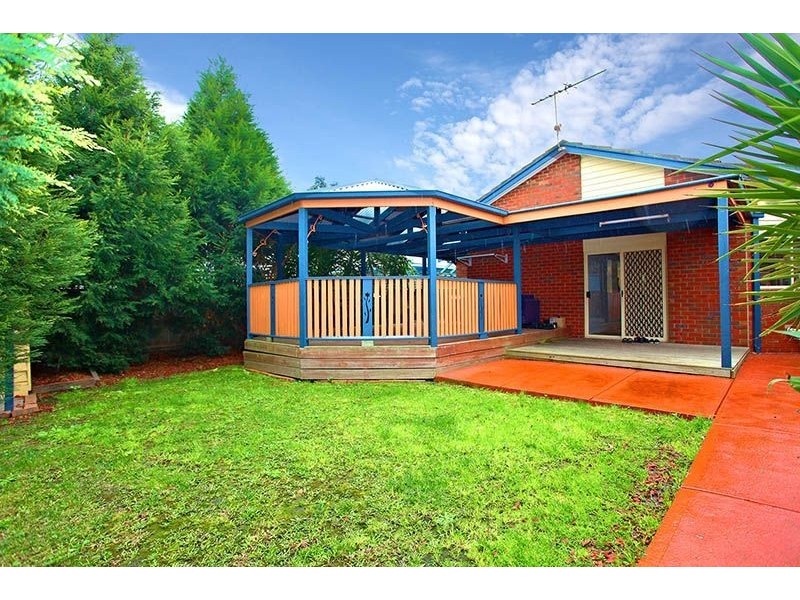 23 Pommel Crescent, Epping VIC 3076