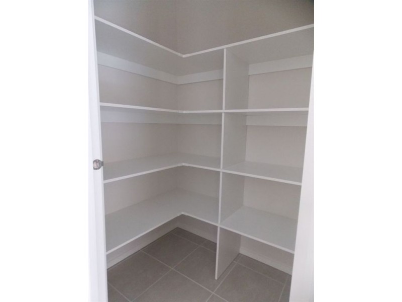 8 Comet Avenue, Doreen VIC 3754