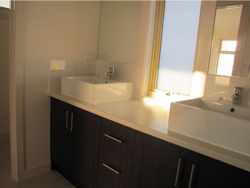 7 Herlitz Drive, Epping VIC 3076