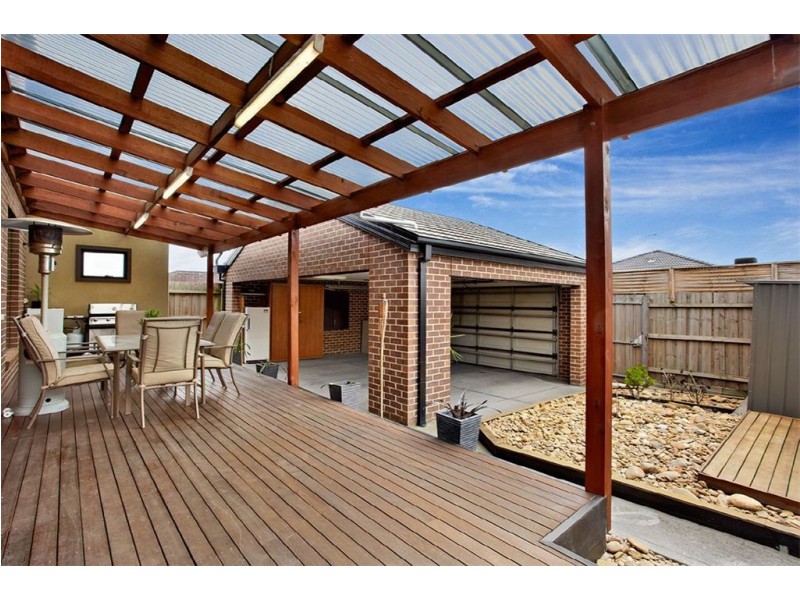 31 Knoll walk, Epping VIC 3076