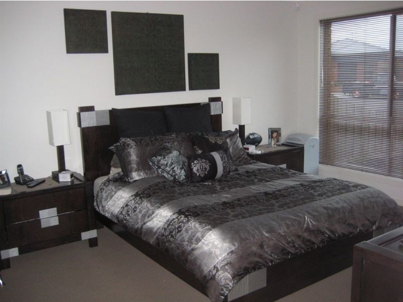 24 Ovens Circuit, Whittlesea VIC 3757