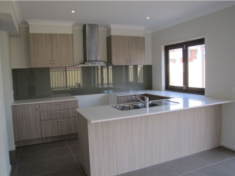 24 Grandstand Way, Epping VIC 3076