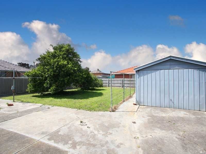 14 Douglas Court, Thomastown VIC 3074