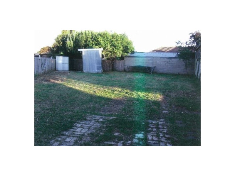 42 Vasey Avenue, Lalor VIC 3075