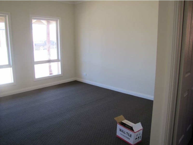 19 Sunridge Drive, Mernda VIC 3754