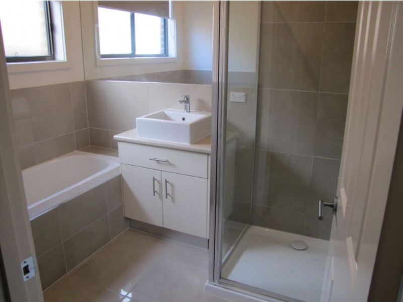 4 Lockhart St, Mernda VIC 3754