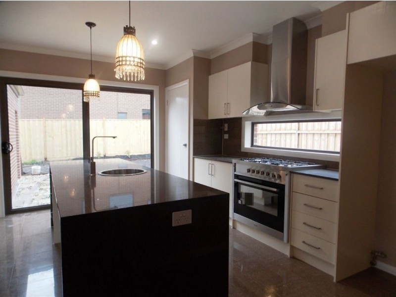 46 Moffat Drive, Lalor VIC 3075