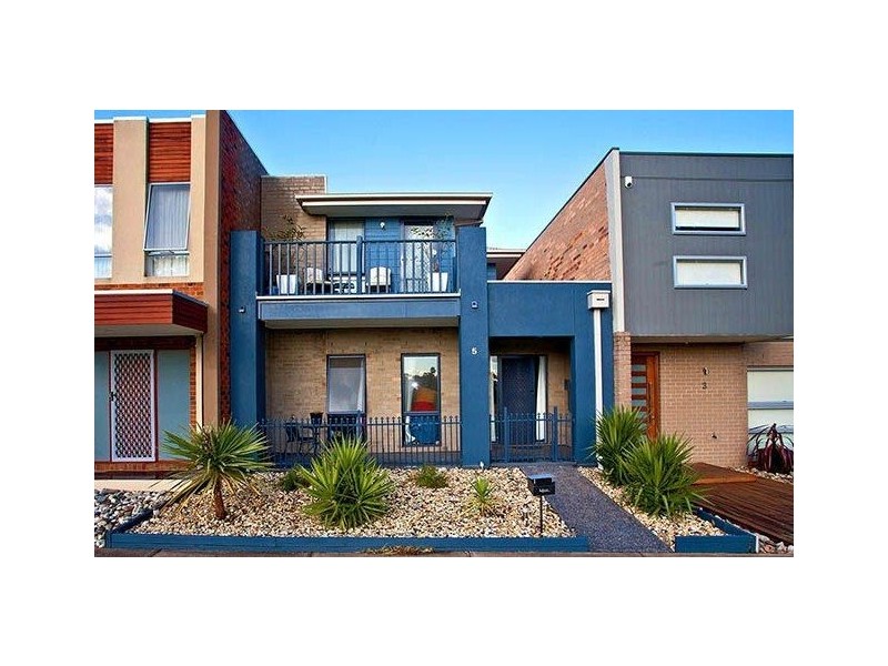 5 Basalt Terrace, Epping VIC 3076