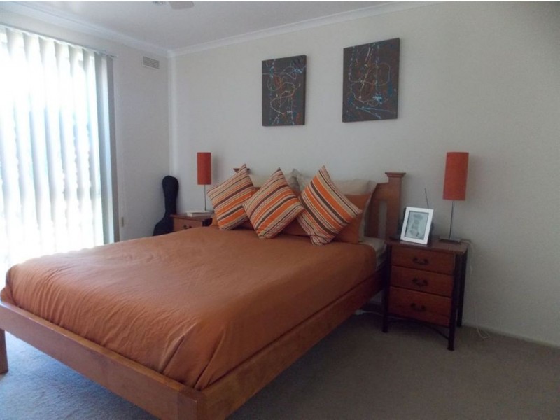 10 Tarcoola Close, Epping VIC 3076