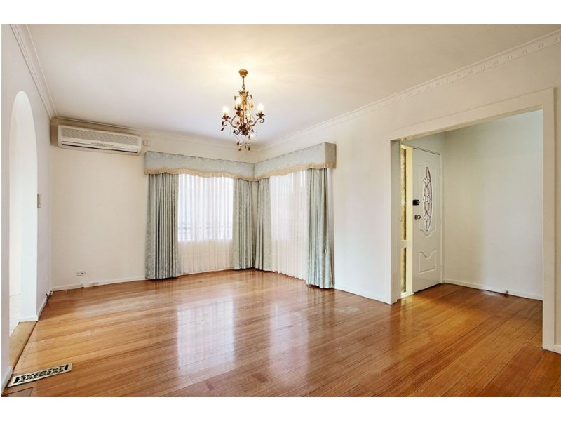 23 Carrington Boulevard, Thomastown VIC 3074