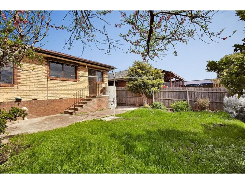 23 Carrington Boulevard, Thomastown VIC 3074