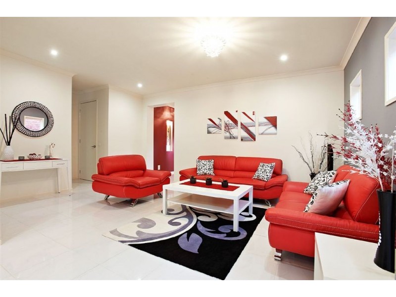 13 Blaze St, Epping VIC 3076