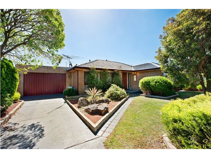 8 Cresta Court, Lalor VIC 3075