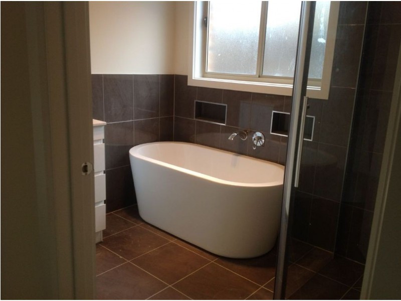 6 Peterborough Drive, Doreen VIC 3754