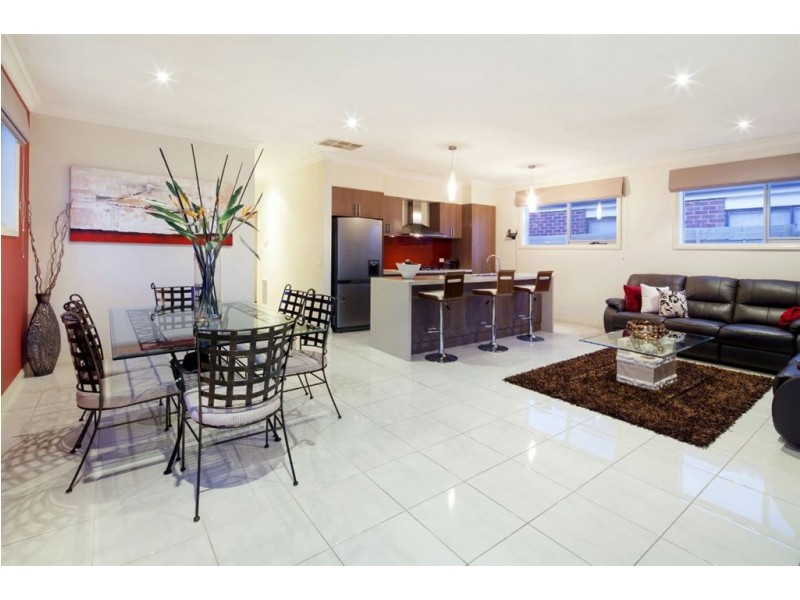 13 Cobb Street, South Morang VIC 3752