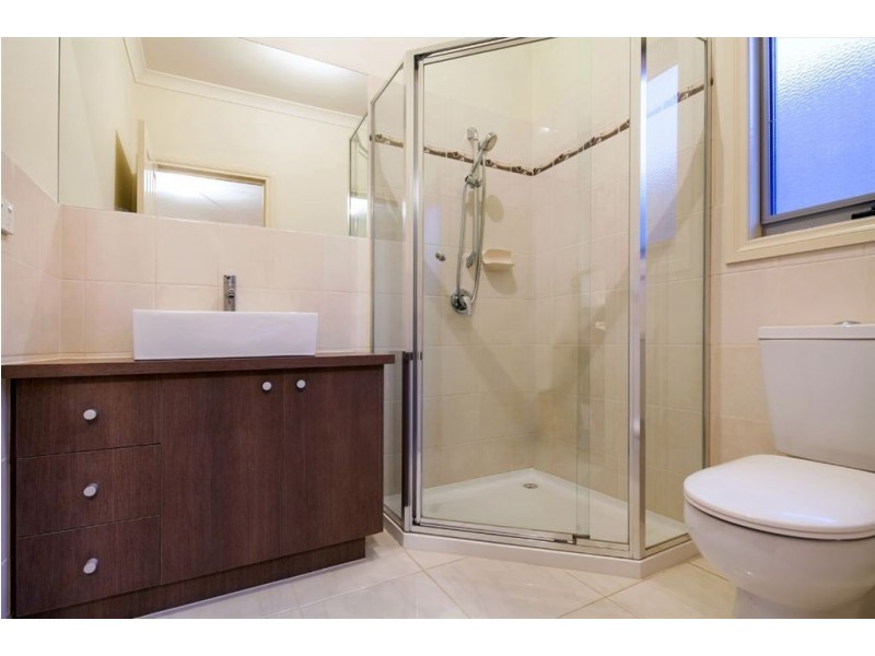 13 Cobb Street, South Morang VIC 3752