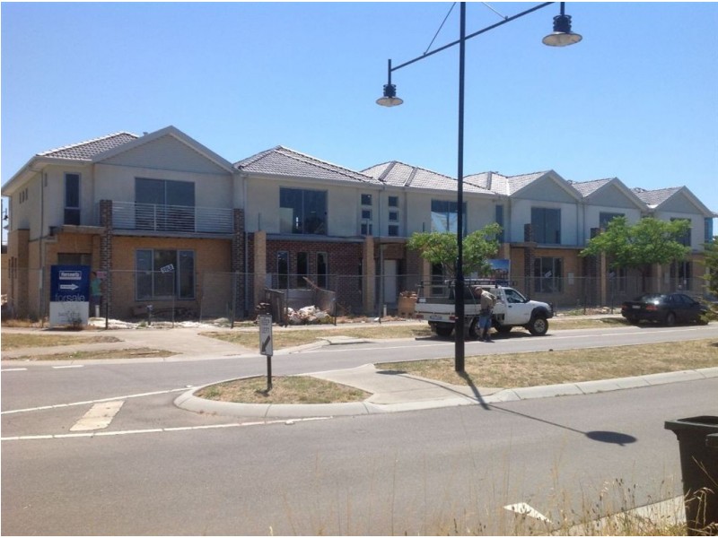 25 Mareborne St, Epping VIC 3076