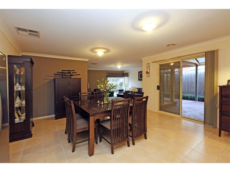 8 Elite Way, South Morang VIC 3752