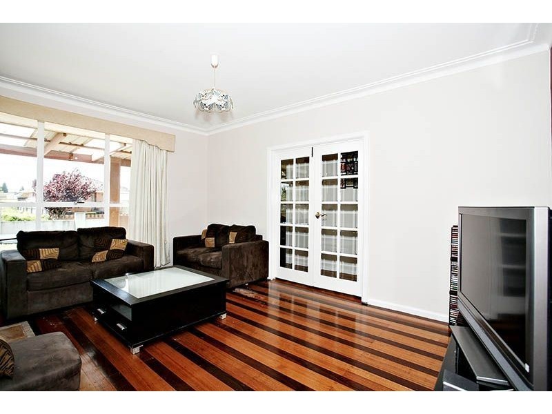 1/57 Curtin Avenue, Lalor VIC 3075