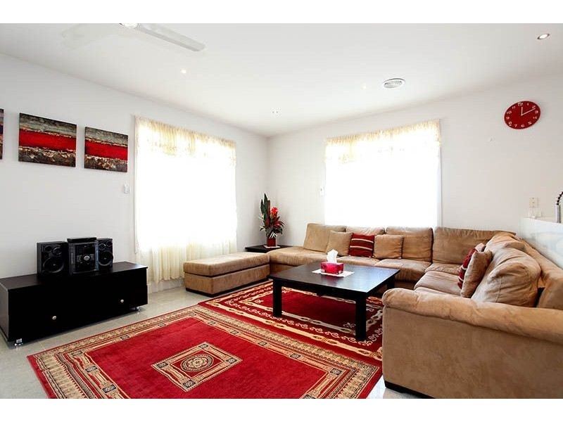 215 Harvest Home Road, Epping VIC 3076